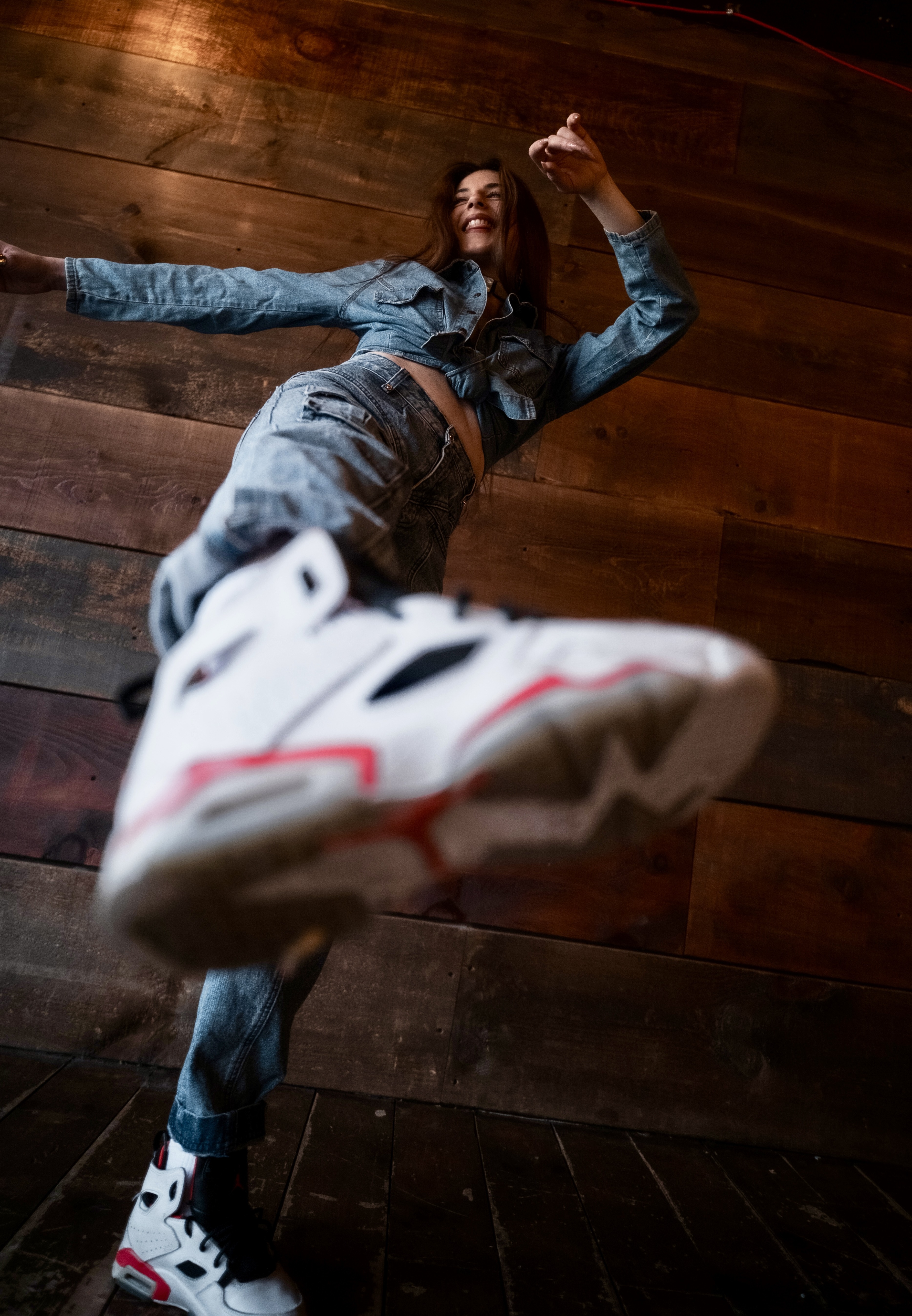 Srna mid-movement, dance-trained athleticism in motion